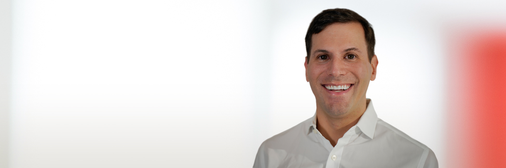 Headshot of Ian Weber