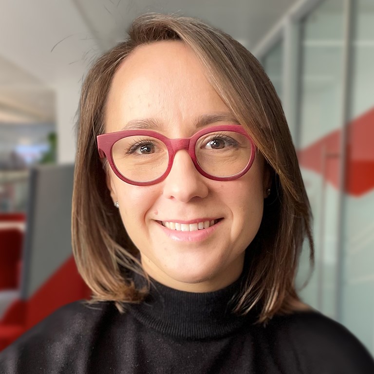 Headshot of Ruth Zöhrer