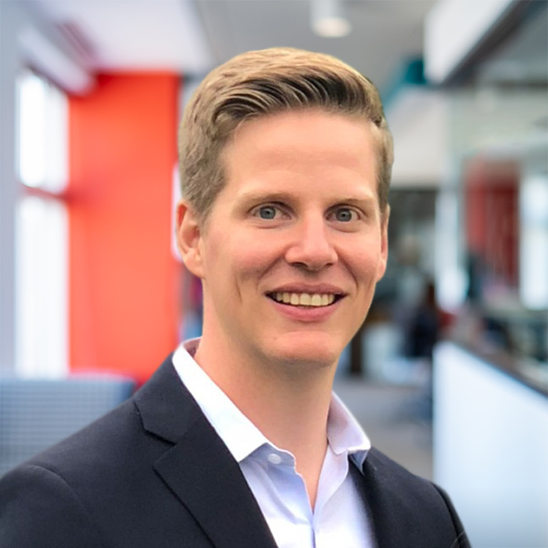 Headshot of Elias Thorp