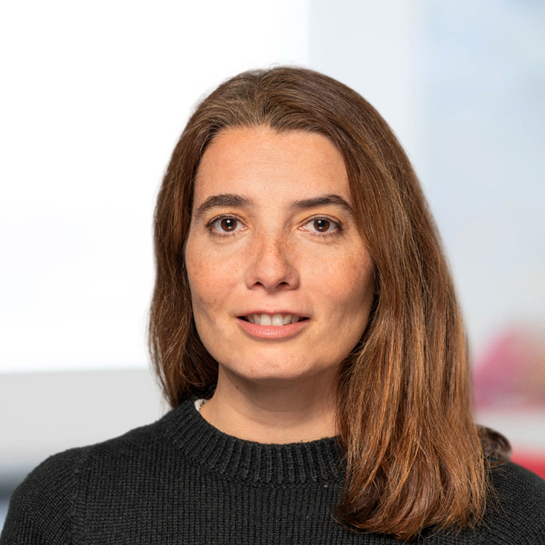 Headshot of Clara Albuquerque