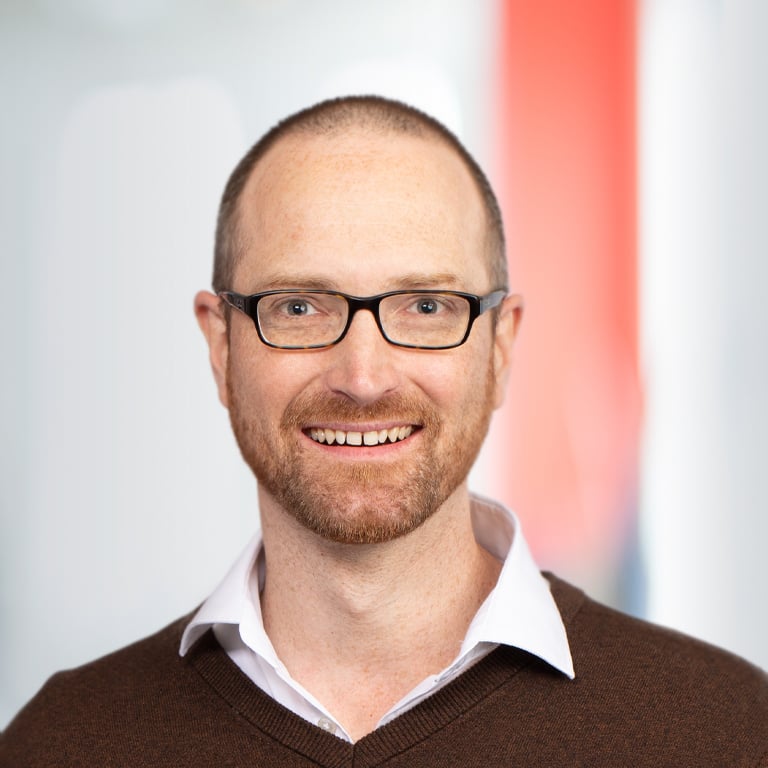 Headshot of Holger Kömm