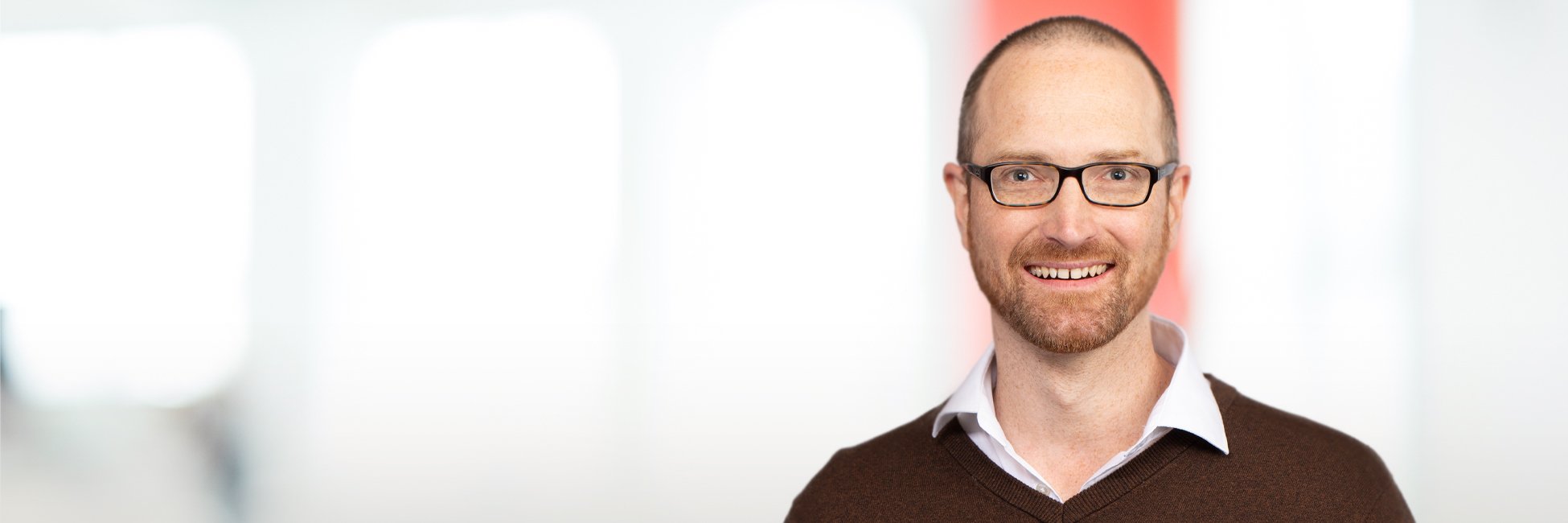 Headshot of Holger Kömm