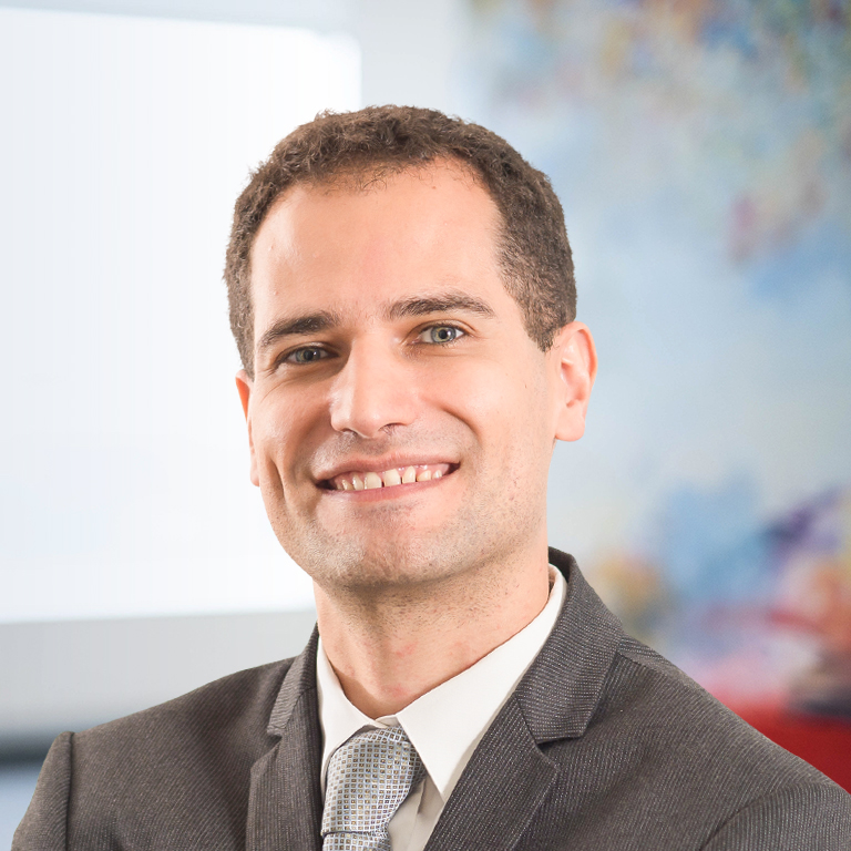 Headshot of Lucas Brossi