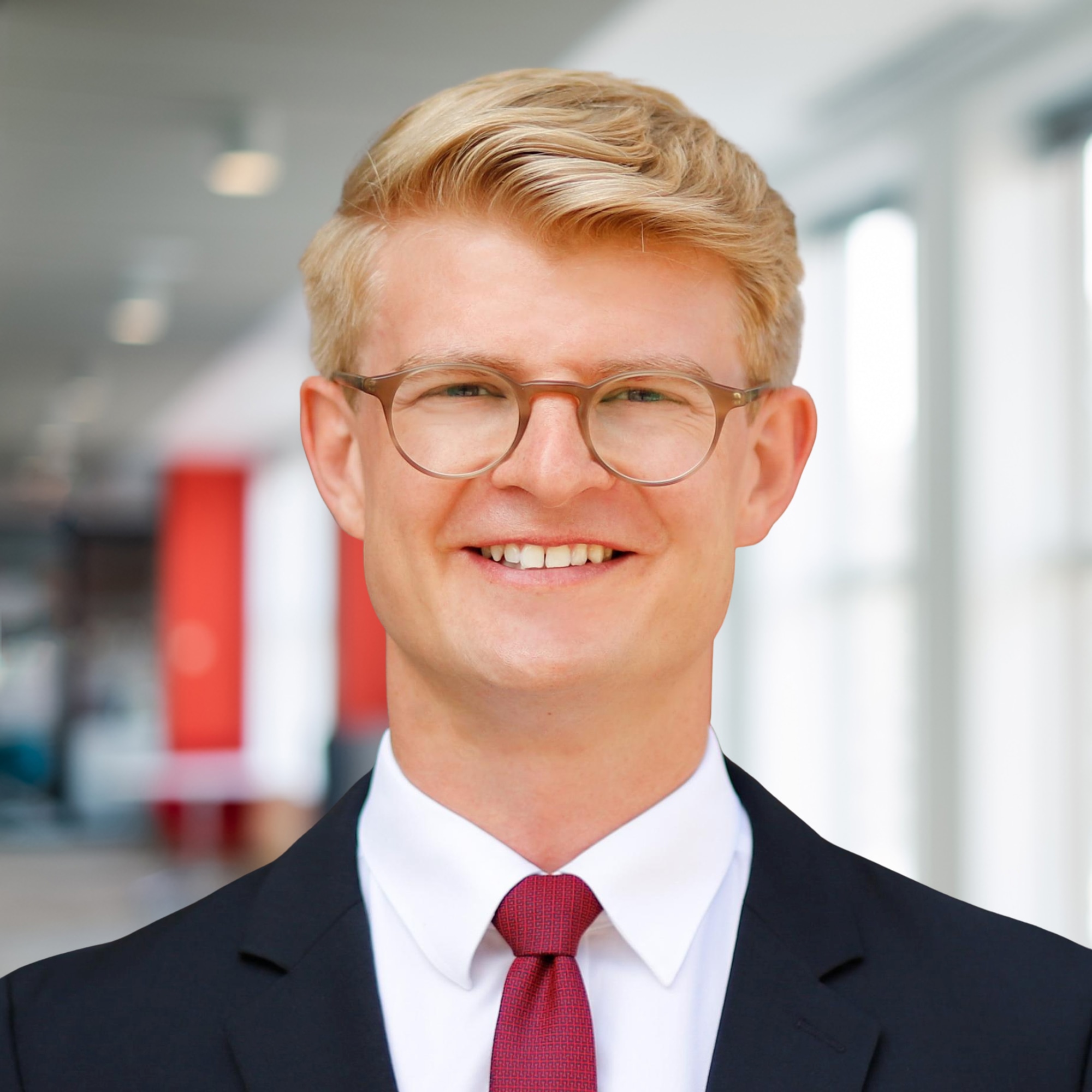Headshot of Christopher Neumann