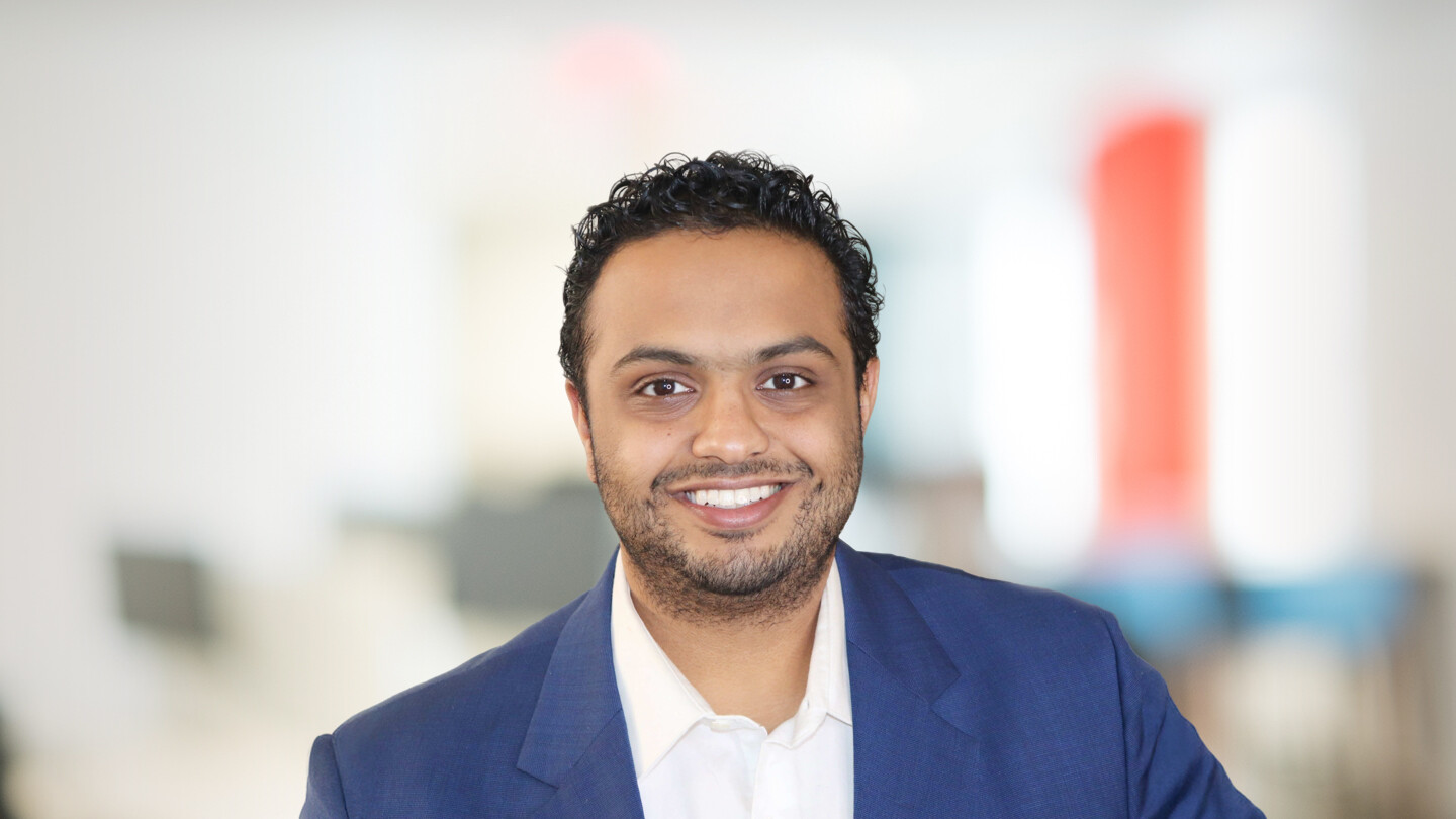 Headshot of Harish Vemuri