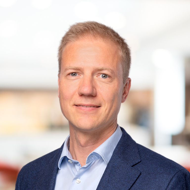 Headshot of Ilkka Lepp&#xE4;vuori