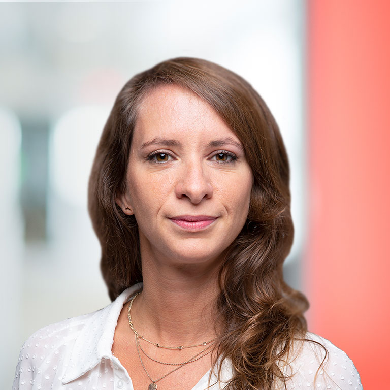 Headshot of Agnès Houdaille