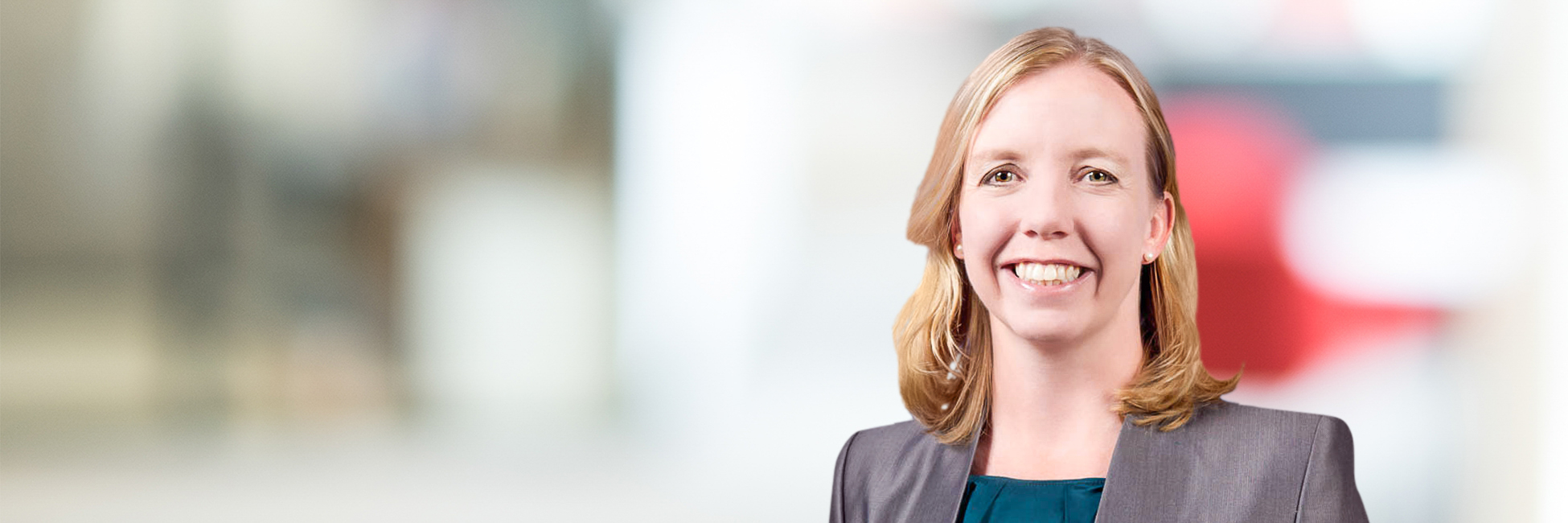 Headshot of Anne Hoecker