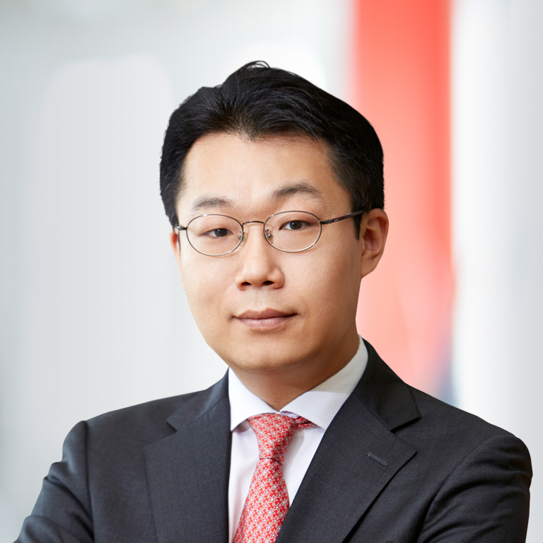 Headshot of Wooseok Shin