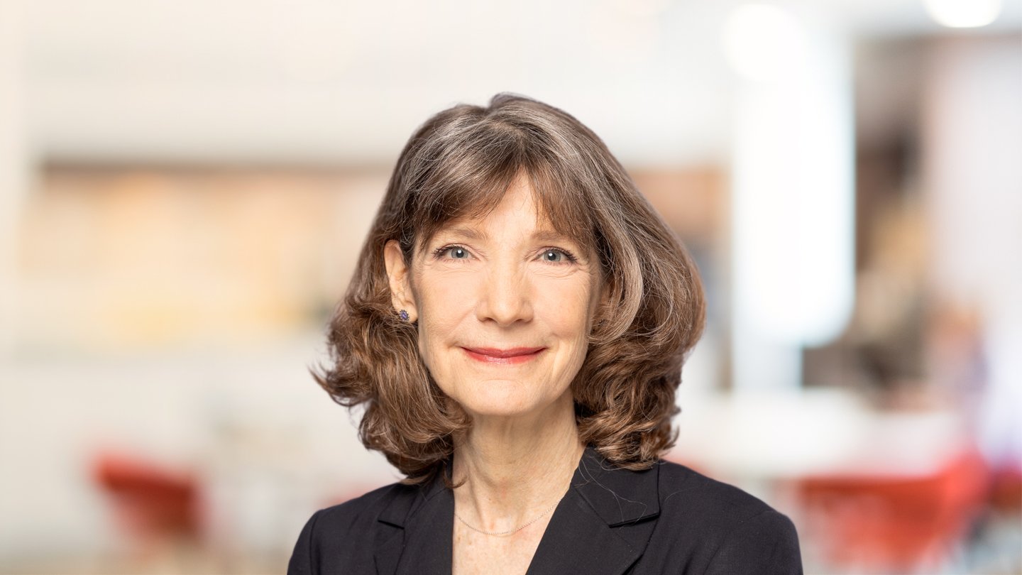 Headshot of Kate Donaldson