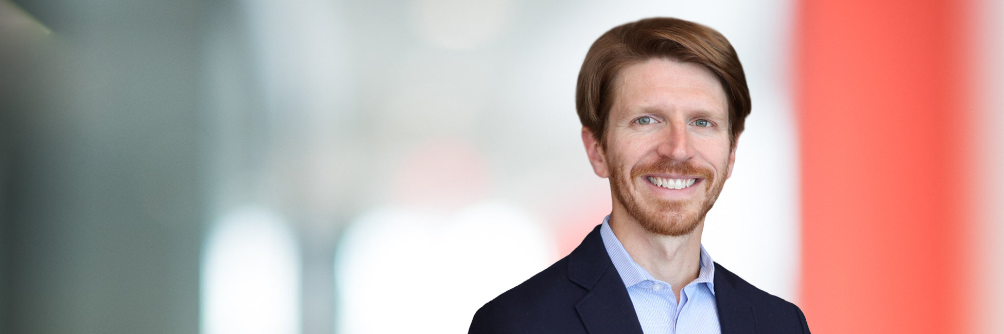 Headshot of Tom Oliphant