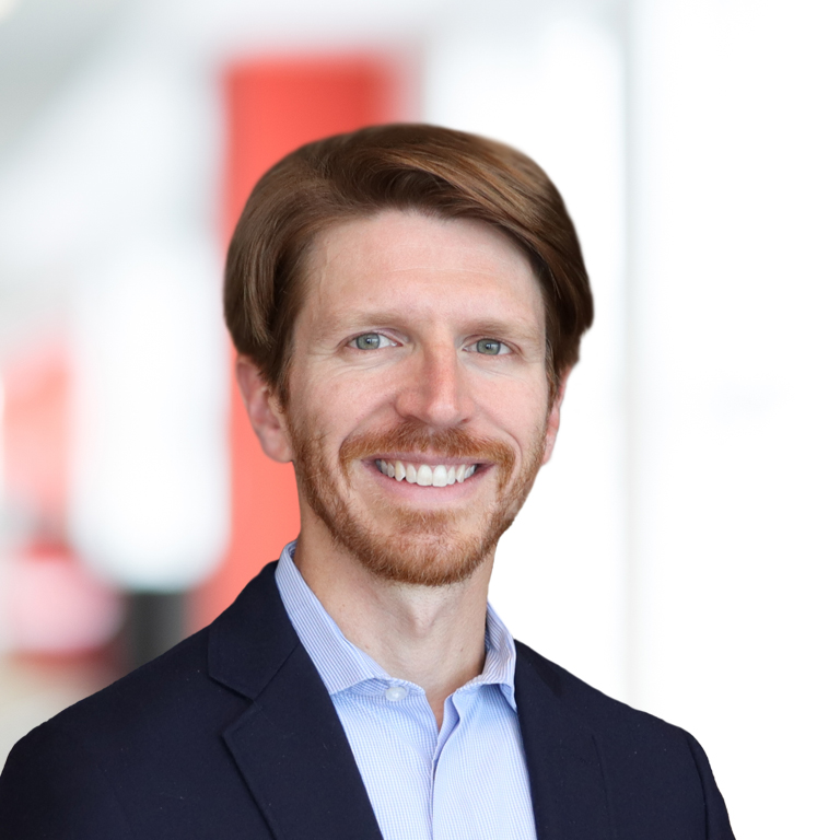 Headshot of Tom Oliphant