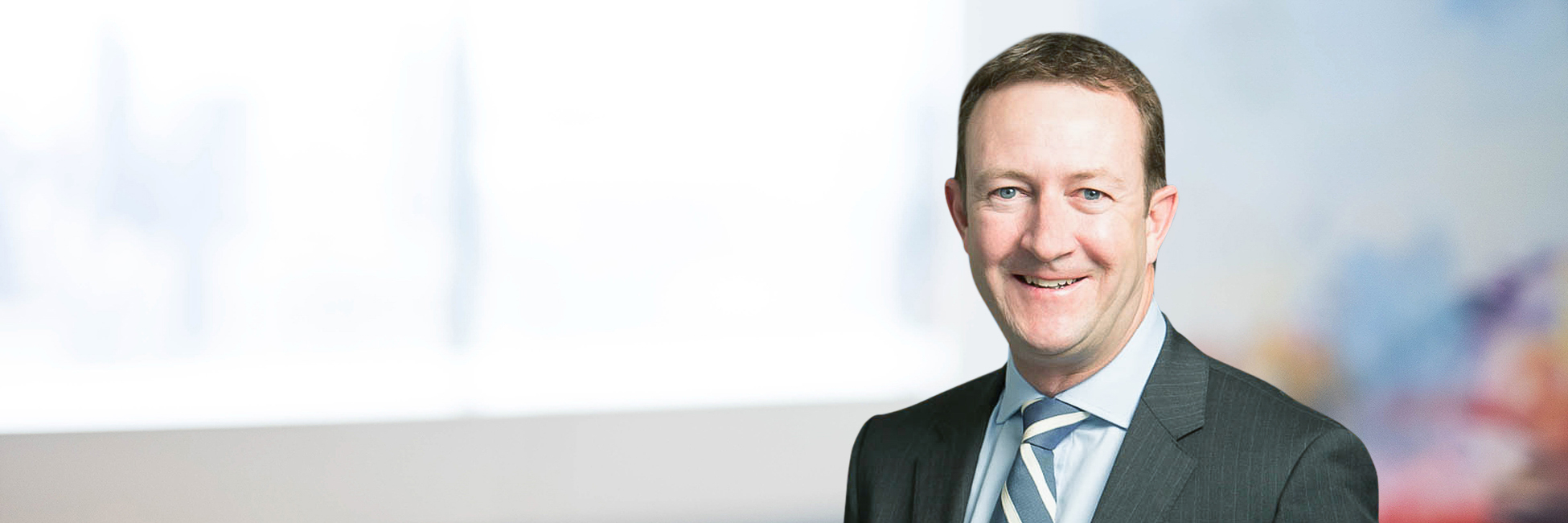 Headshot of Stuart Love