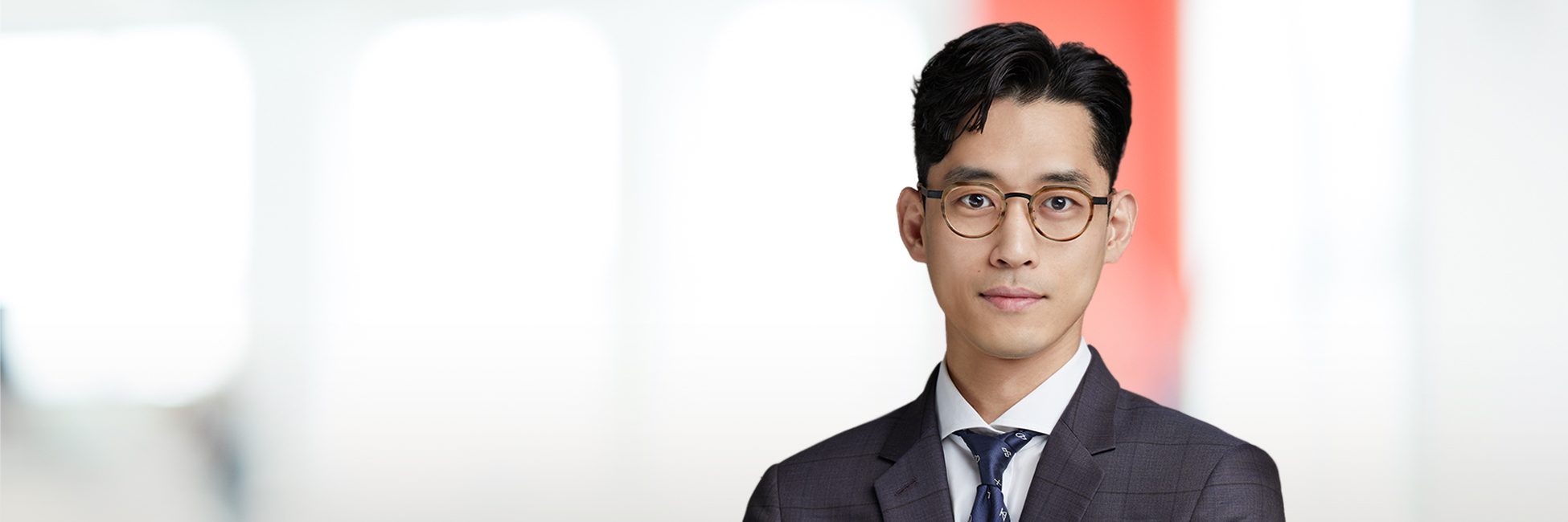 Headshot of Kiwook Jung