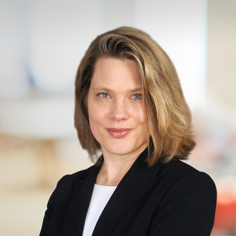 Headshot of Jennifer Binder-Le Pape