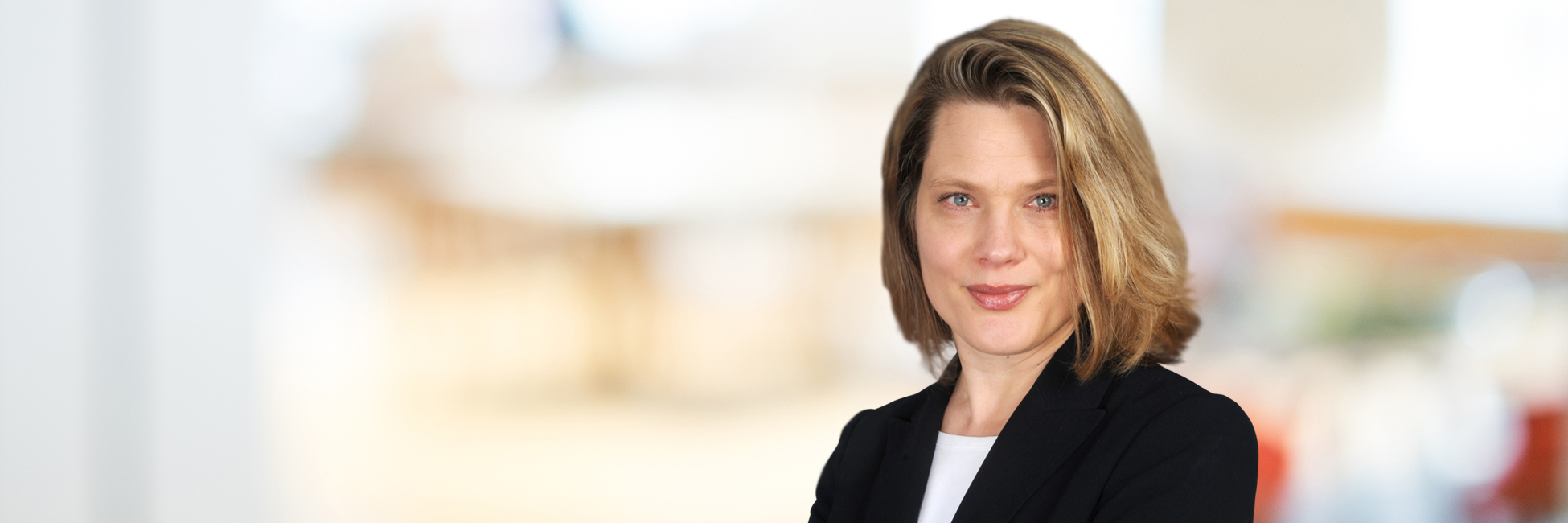 Headshot of Jennifer Binder-Le Pape