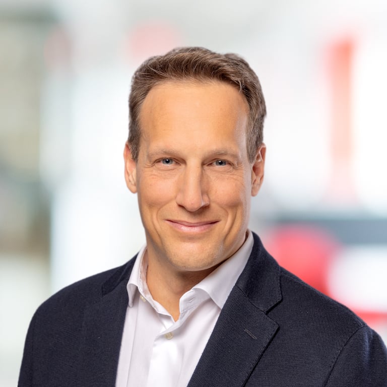 Headshot of Adrien Bron