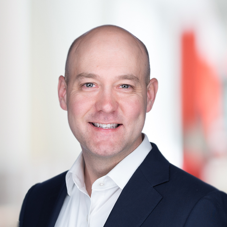 Headshot of Lucas Martin