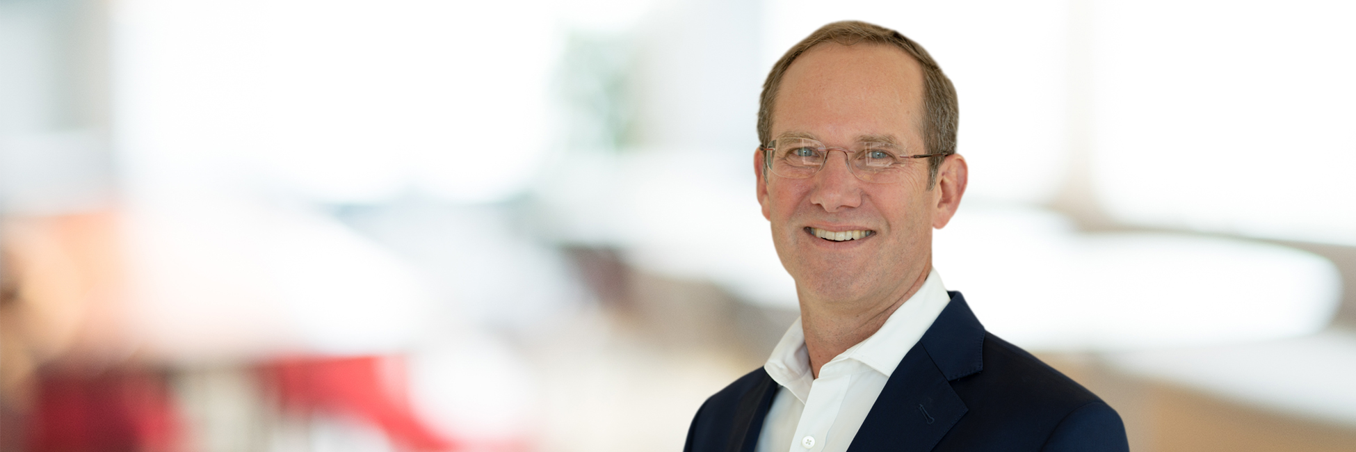 Headshot of Gerard du Toit