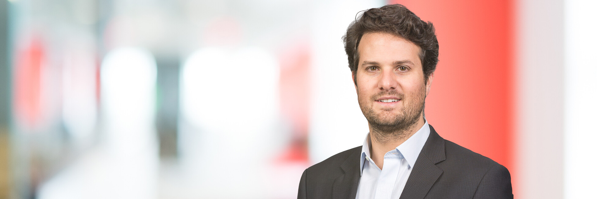 Headshot of Reynaldo Ampudia