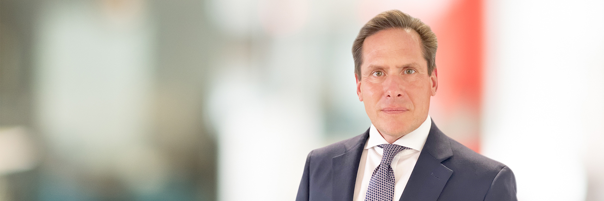 Headshot of Nigel Cornish