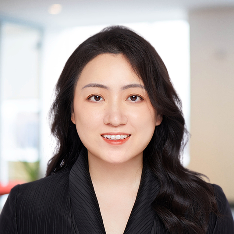 Headshot of Scully Cui