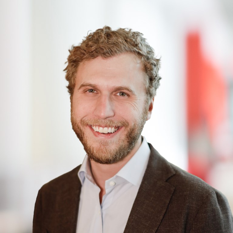 Headshot of Tom Blemaster