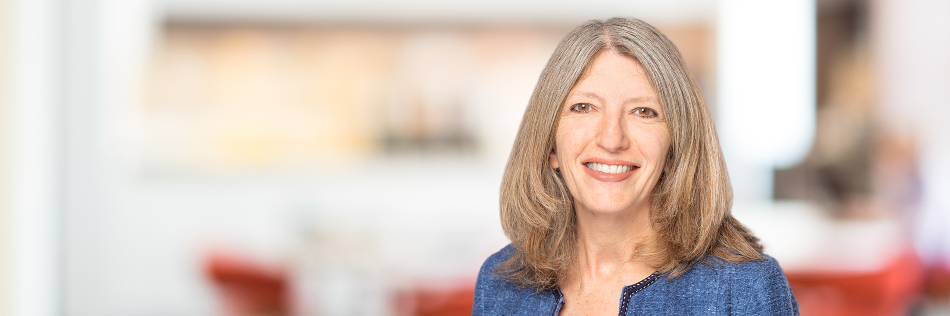 Headshot of Jenny Davis-Peccoud