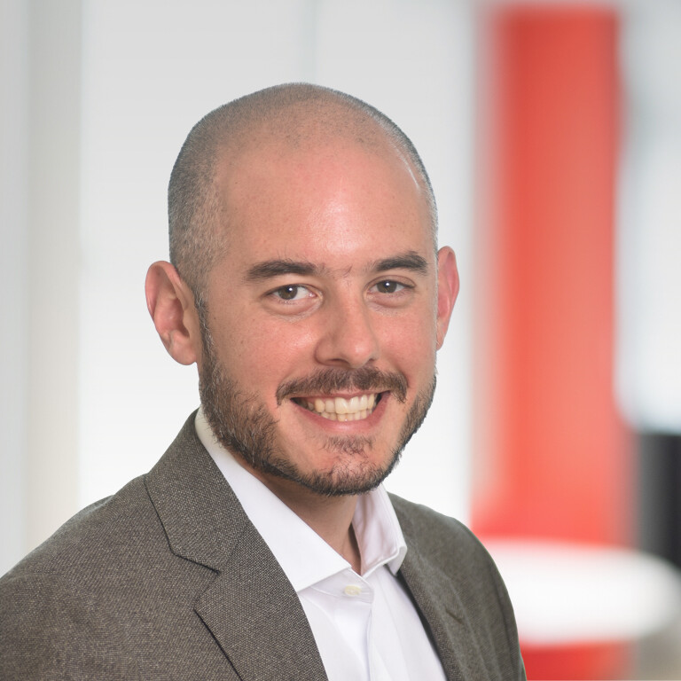 Headshot of Paulo Goncalves