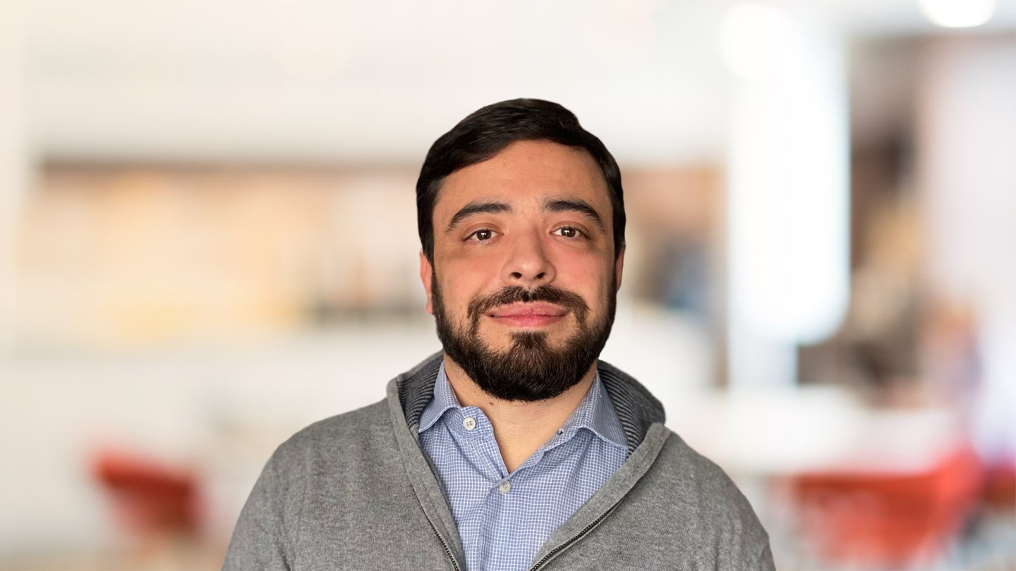 Headshot of Felipe Fiamozzini