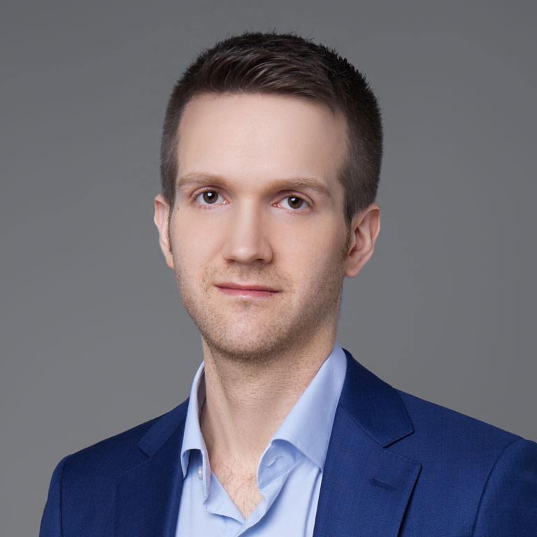 Headshot of Chris Myers