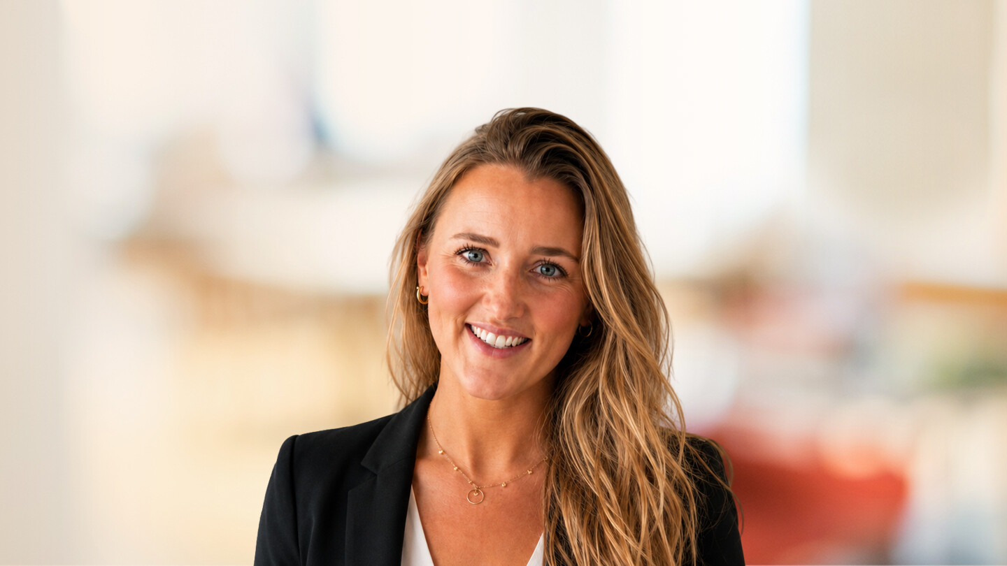Headshot of Cassie Forman