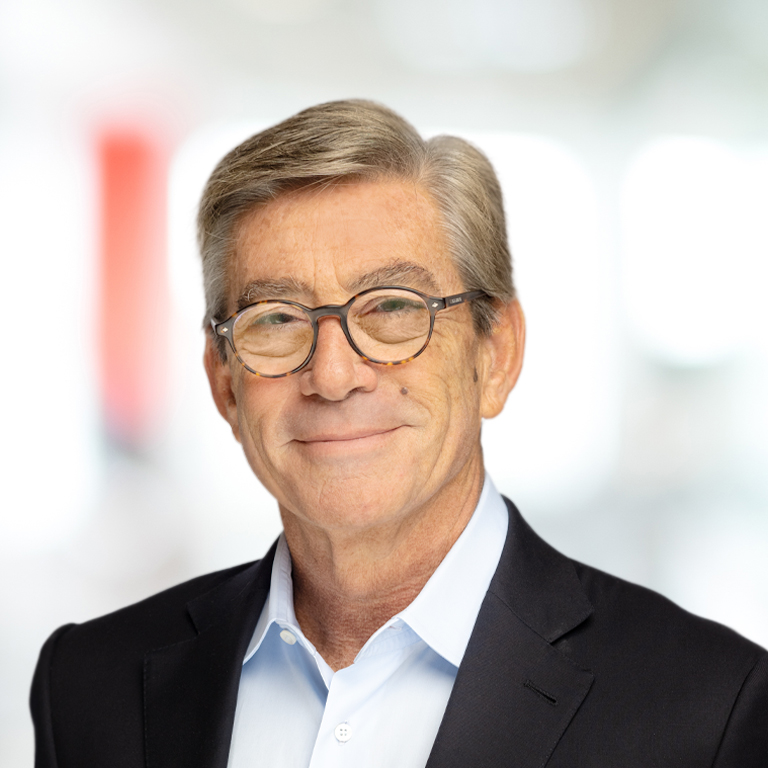 Headshot of Sam Rovit