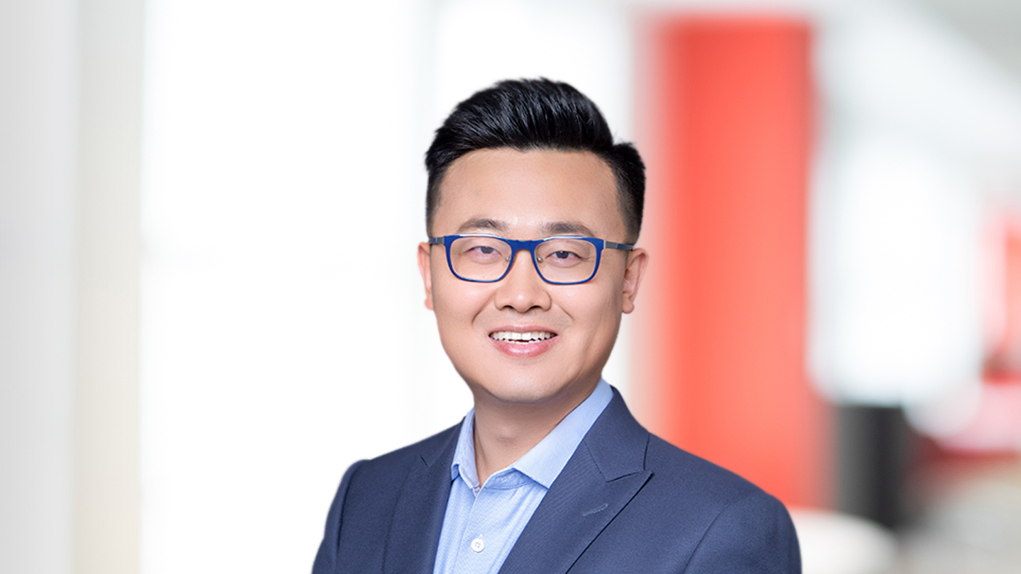 Headshot of Xin Cheng