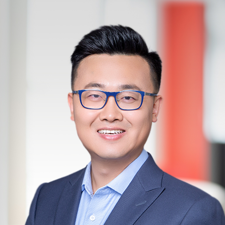 Headshot of Xin Cheng