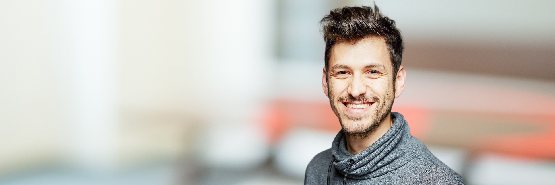 Headshot of Robert Cercós