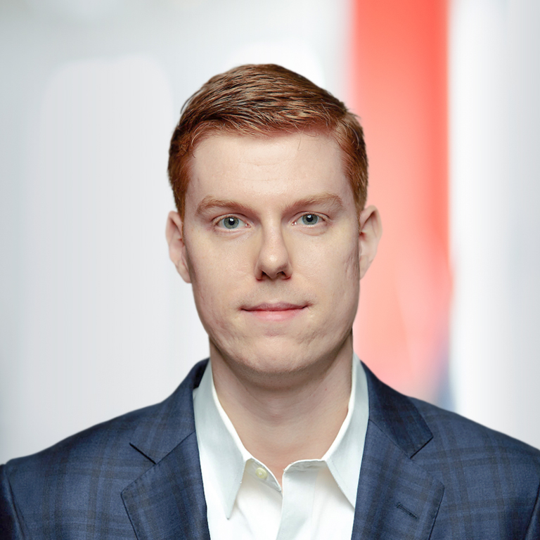 Headshot of Gerald Lucey