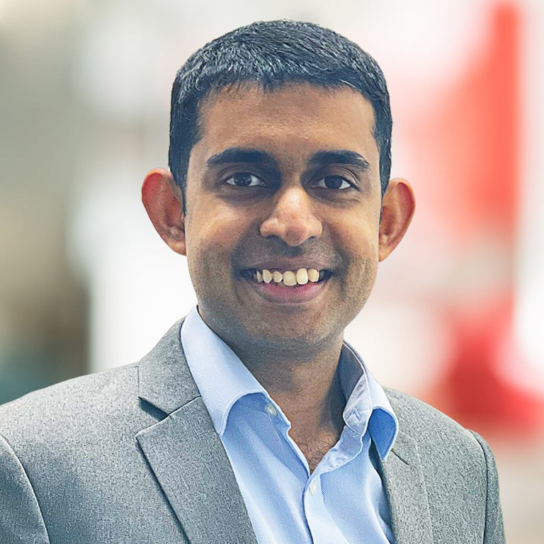 Headshot of Dhruva Murugasu