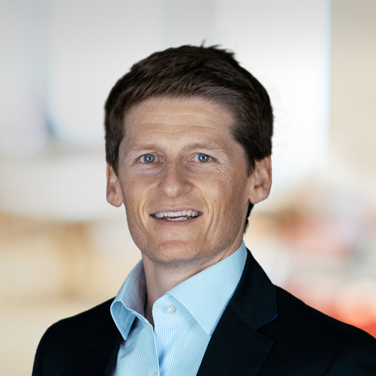 Headshot of Rob Hyams