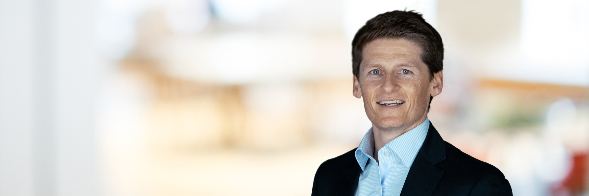 Headshot of Rob Hyams