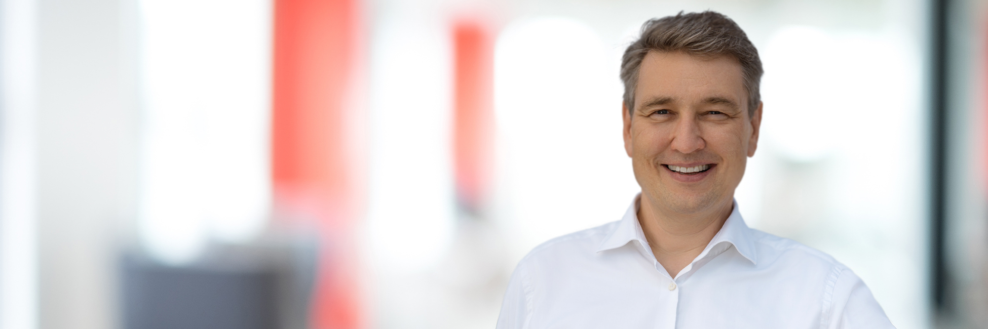 Headshot of Franz-Robert Klingan