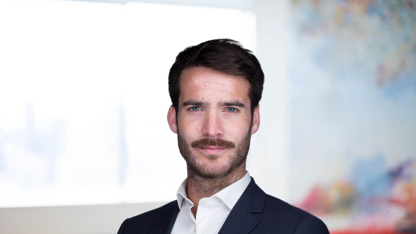 Headshot of Arthur Hua