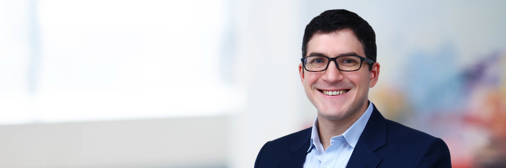 Headshot of Tom Kidd