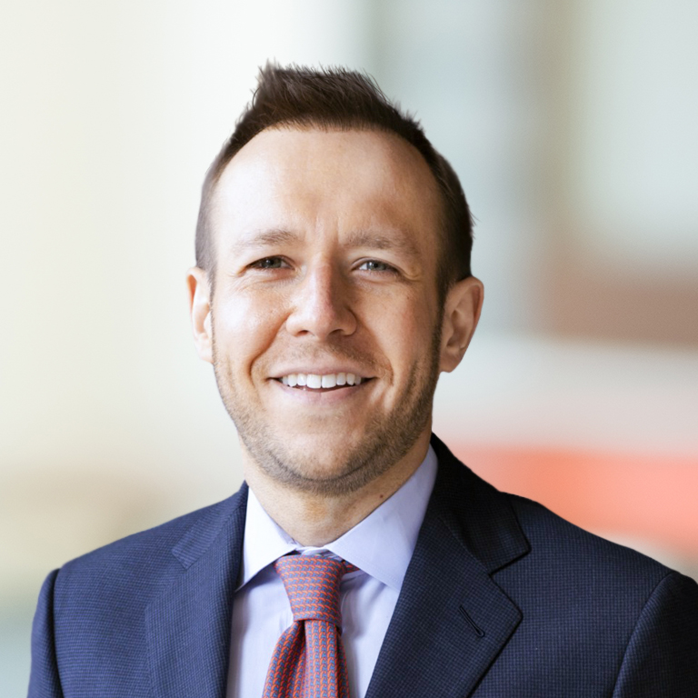 Headshot of Aaron Feinberg