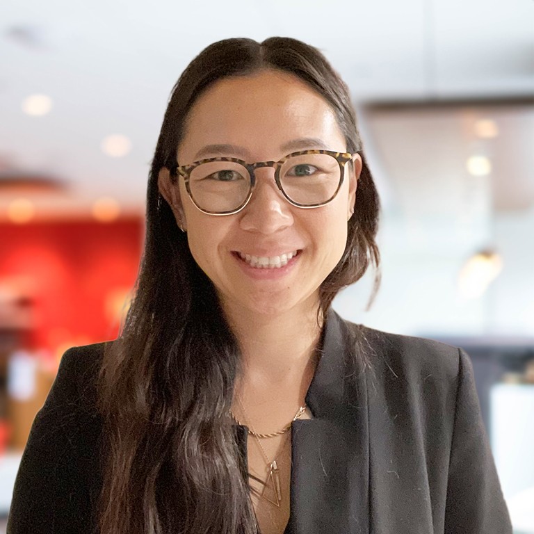 Headshot of Quynh Onel