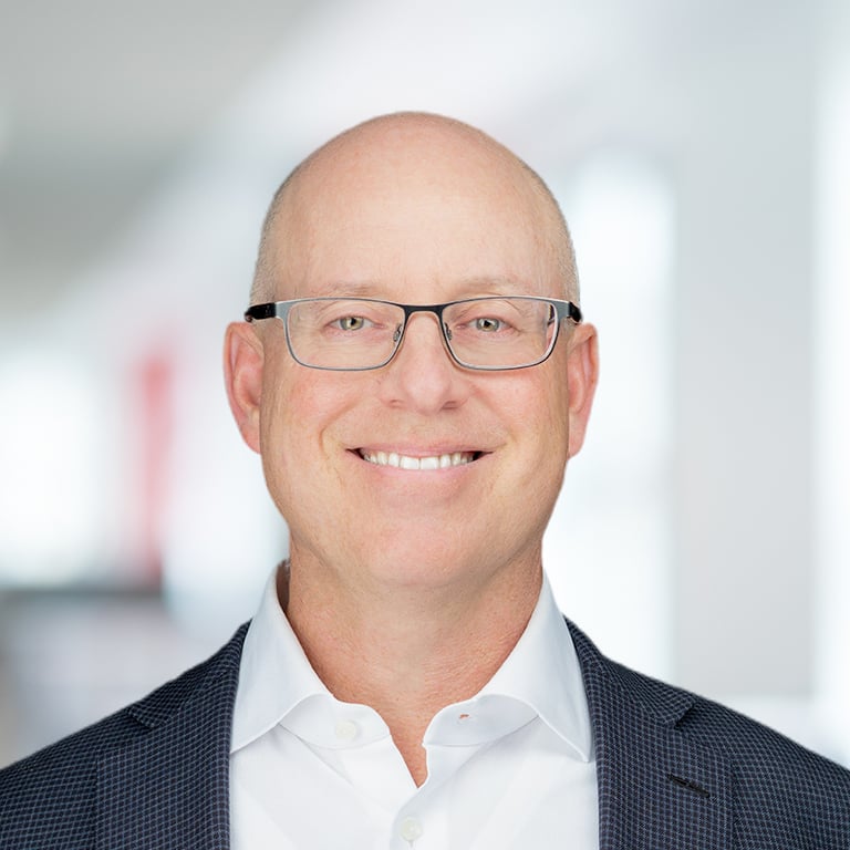 Headshot of Andy Pasternak