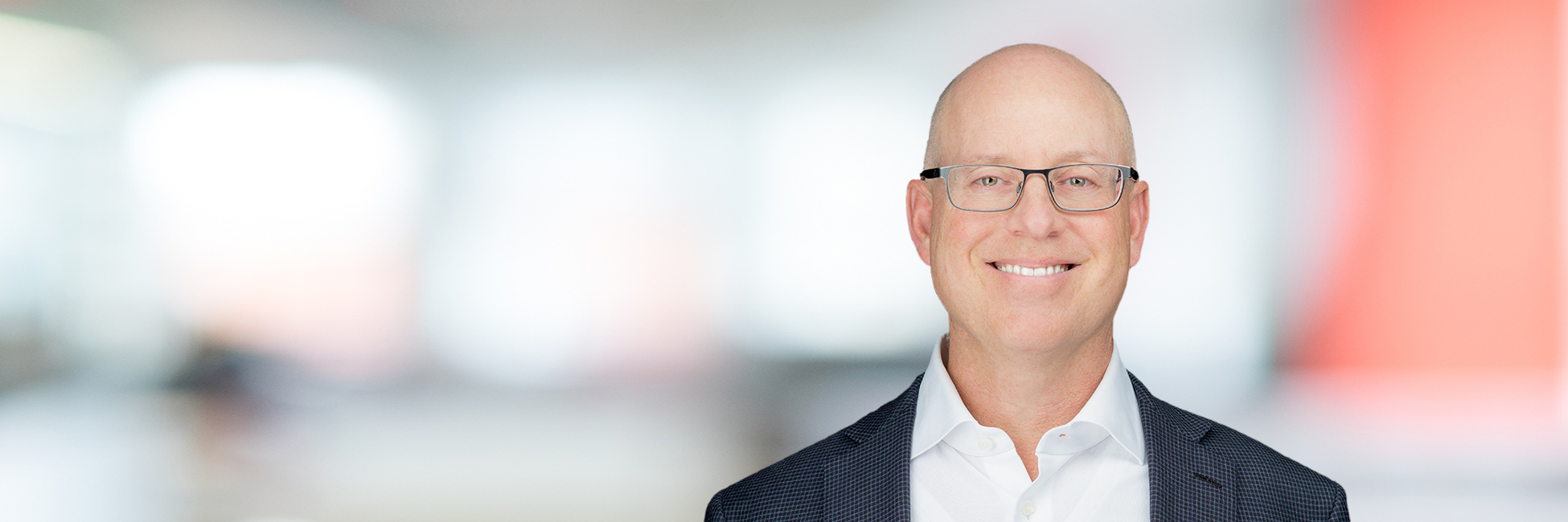 Headshot of Andy Pasternak