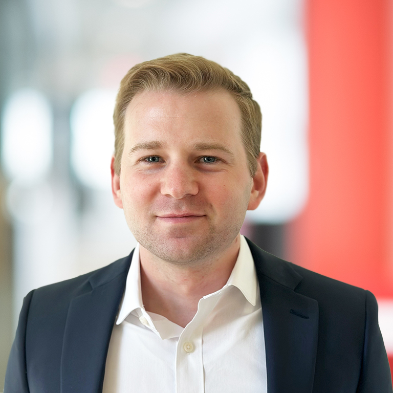 Headshot of Tom Rooney