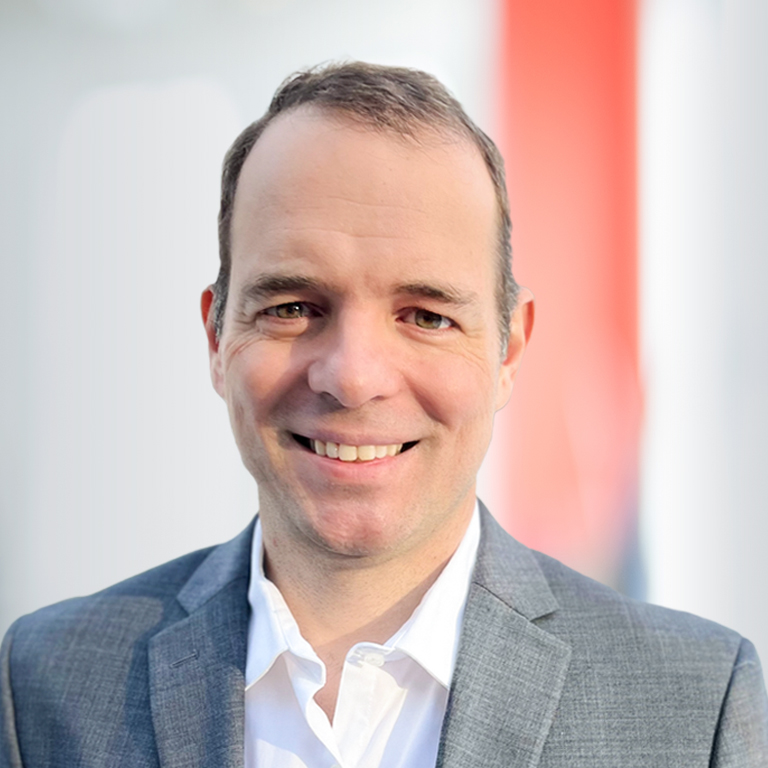 Headshot of Fernando Heil Lutiis