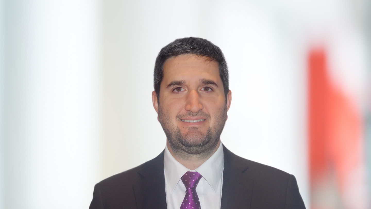 Andres Gallardo Management Consultant Bain & Company